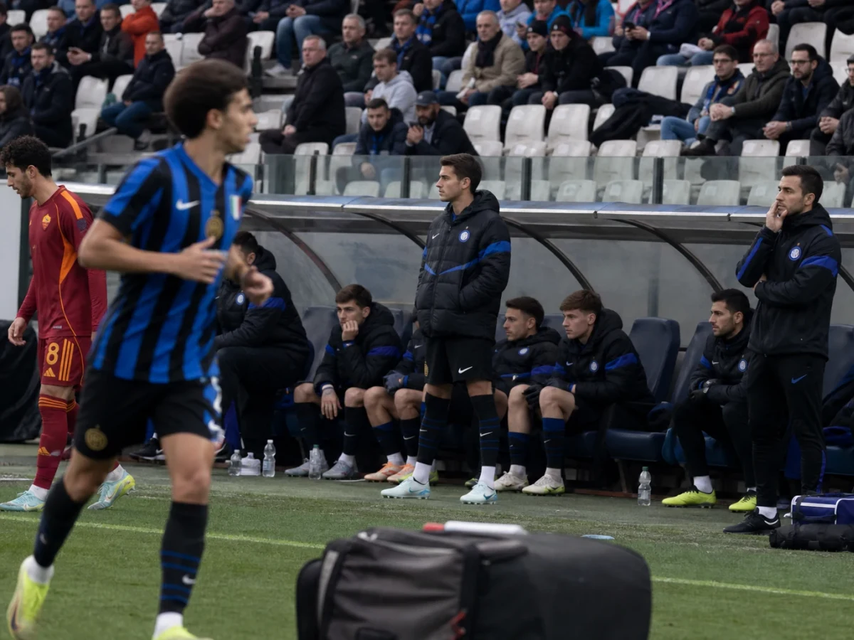 Milan kan få førsteplassen utfordret i neste runde