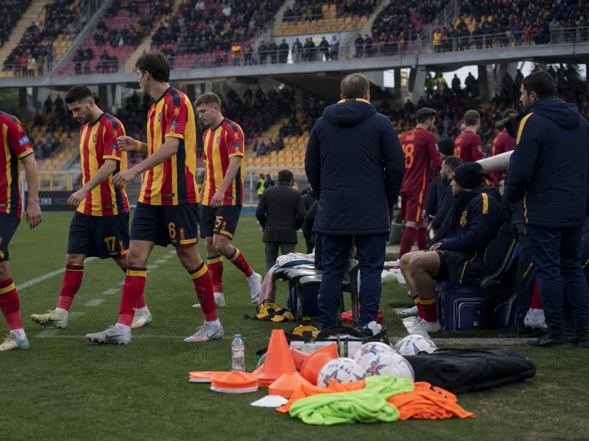 Roma slo Lecce 4–0 og leder Serie A på målforskjell