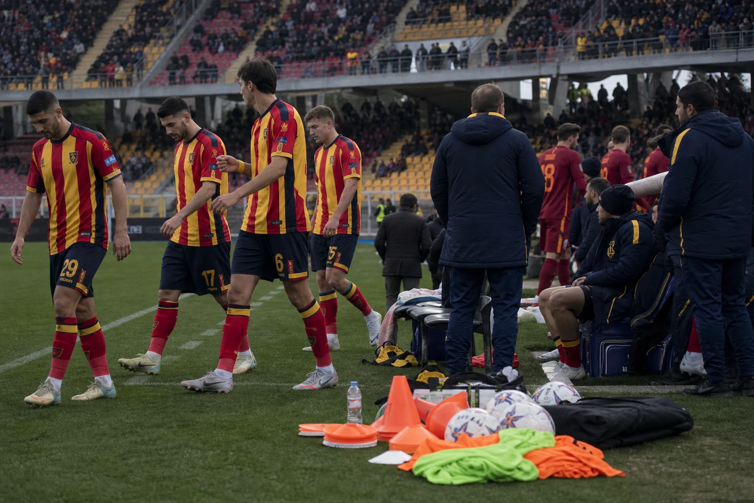 Roma slo Lecce 4–0 og leder Serie A på målforskjell